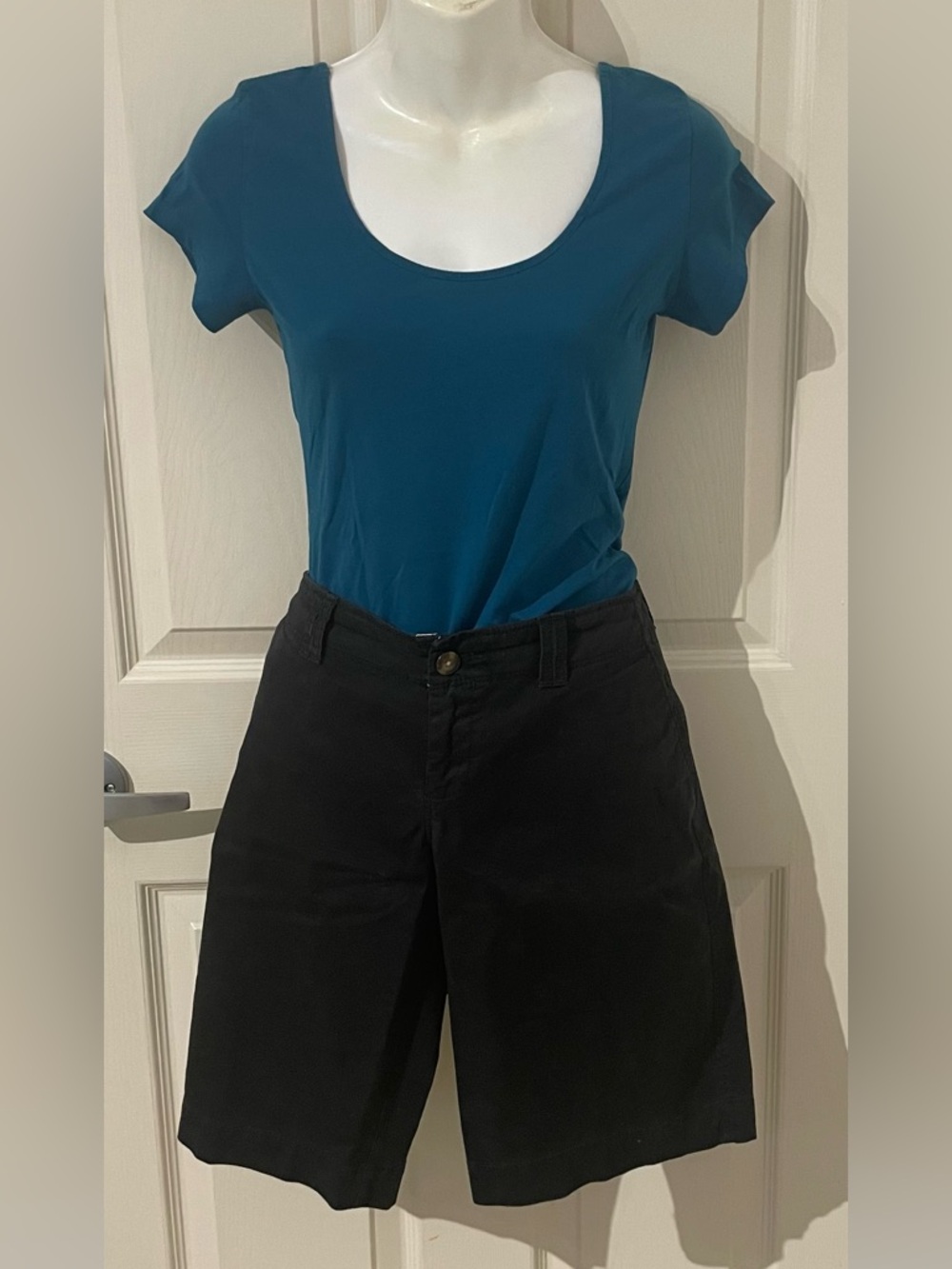 Old Navy Women's Black Bermudas Shorts - Low-Rise Style Shorts with blue top